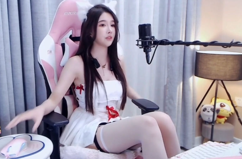 小小奶瓶儿asmr直播切片聊天-[小小奶瓶儿]