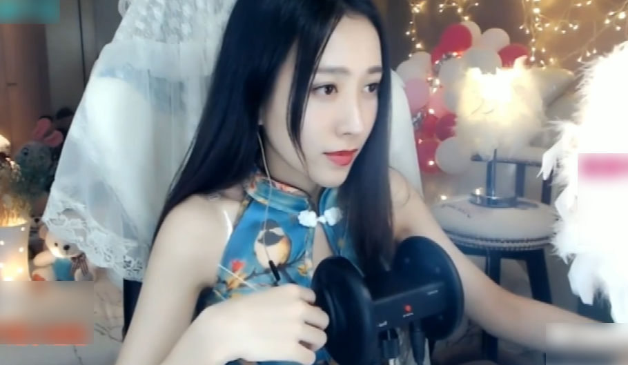 雪雪女王旗袍早期直播掏耳切片-[雪儿圆圆圆]