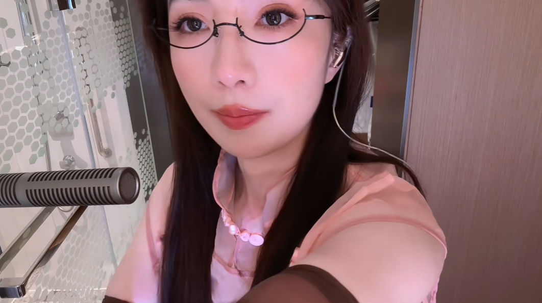 苏妈咪旗袍妈妈-[9分钟]