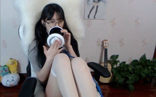 灵性的欢欢剧情白色套装-[灵性的欢欢]