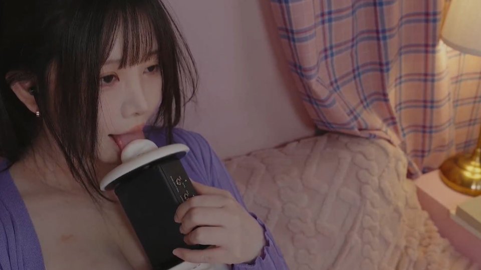 yoonying会员限定怀里舔耳朵-[14分钟]