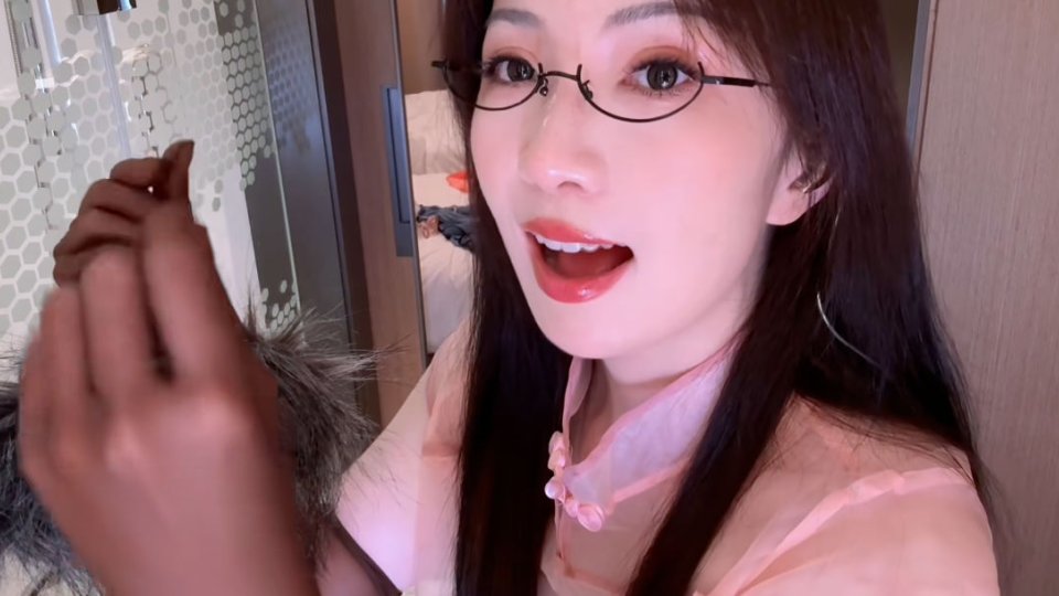 妈咪苏姜酱,粉色旗袍-[8分钟]
