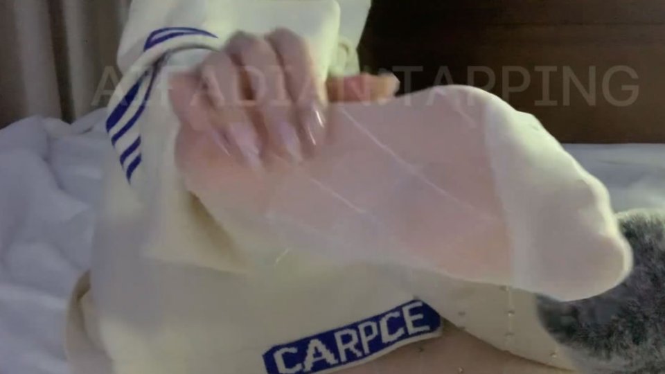 tapping闪耀波纹渔网袜刮擦-[9分钟]