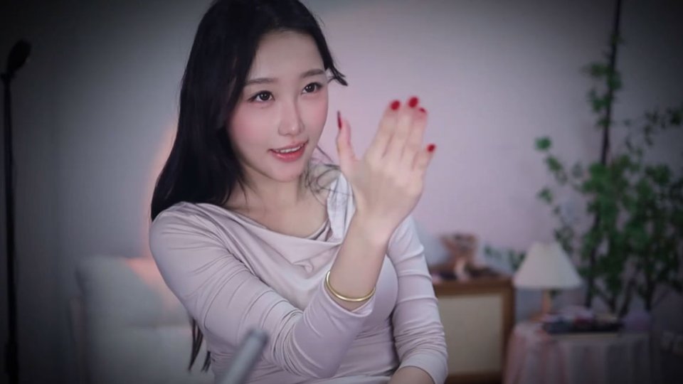 酥酥学姐女上司2剧情丨和醉酒女上司放假的约会-[18分钟]