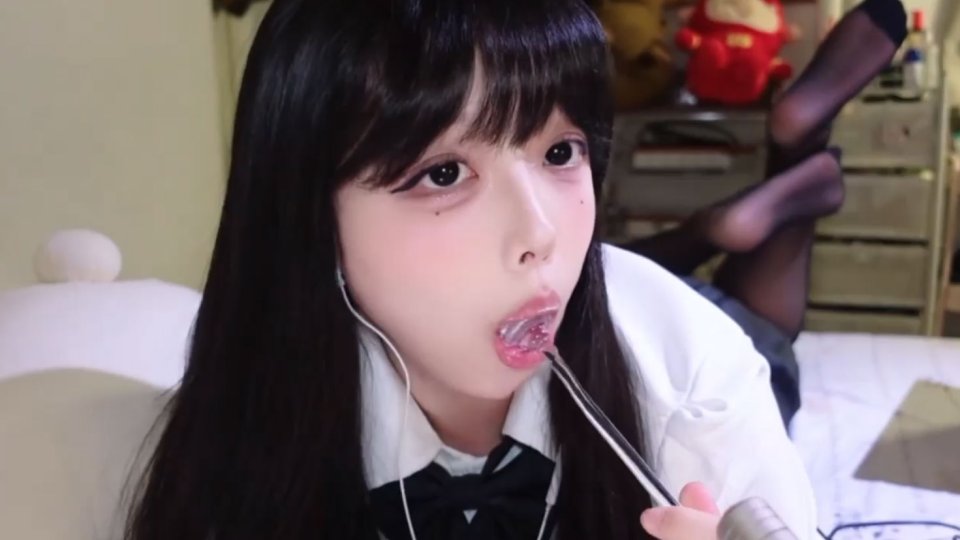 小鸟大王神秘4青梅竹马的优等生放学后露出不为人知的一面-[20分钟]